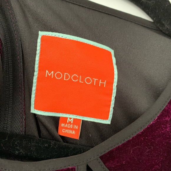 Velvet dress - Picture 3 of 5